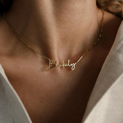 Name Necklace in Box Chain